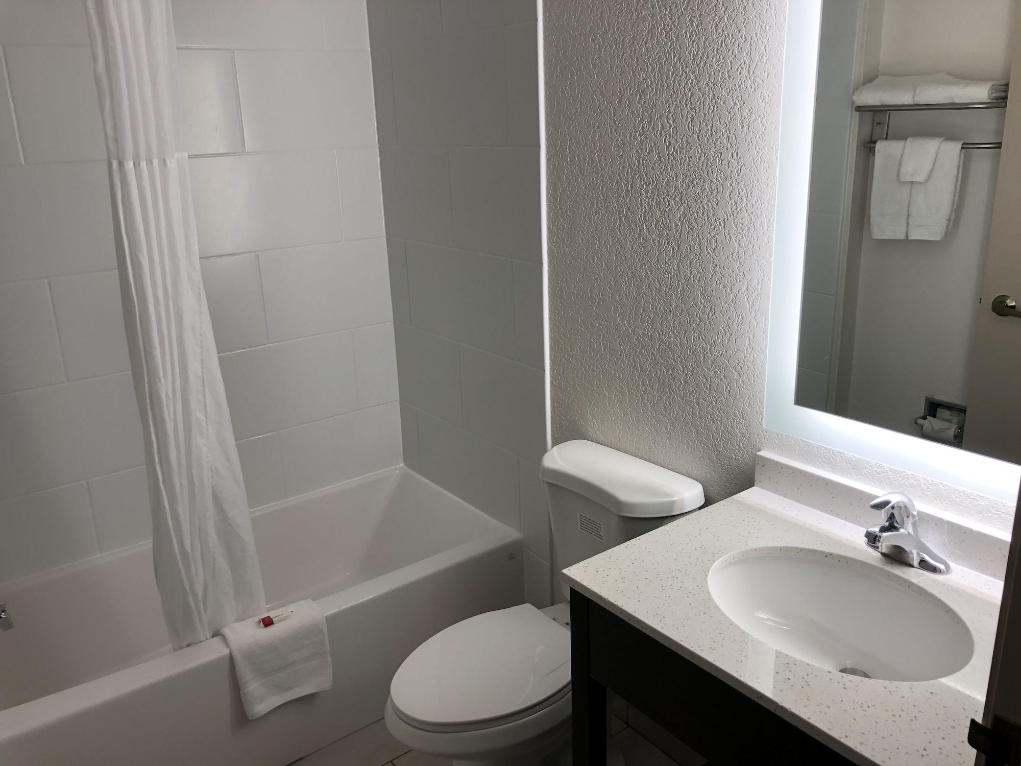 Red Lion Inn & Suites Elk Grove Village Extérieur photo